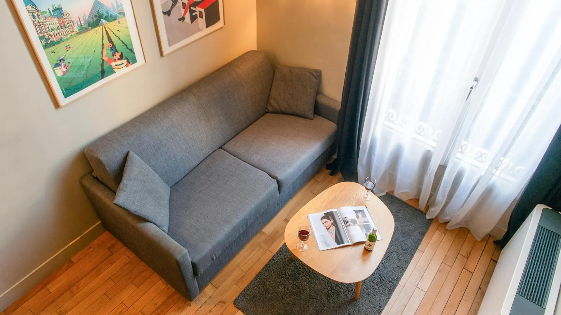 Helzear Etoile Hotel