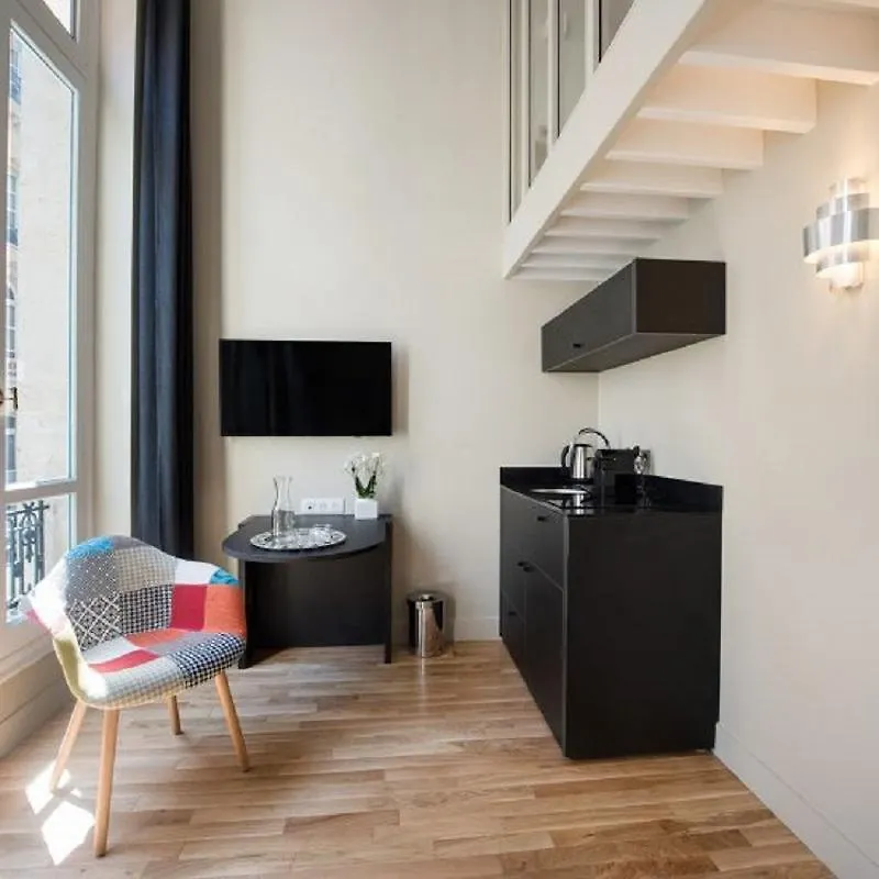 Helzear Etoile 4* Paryż